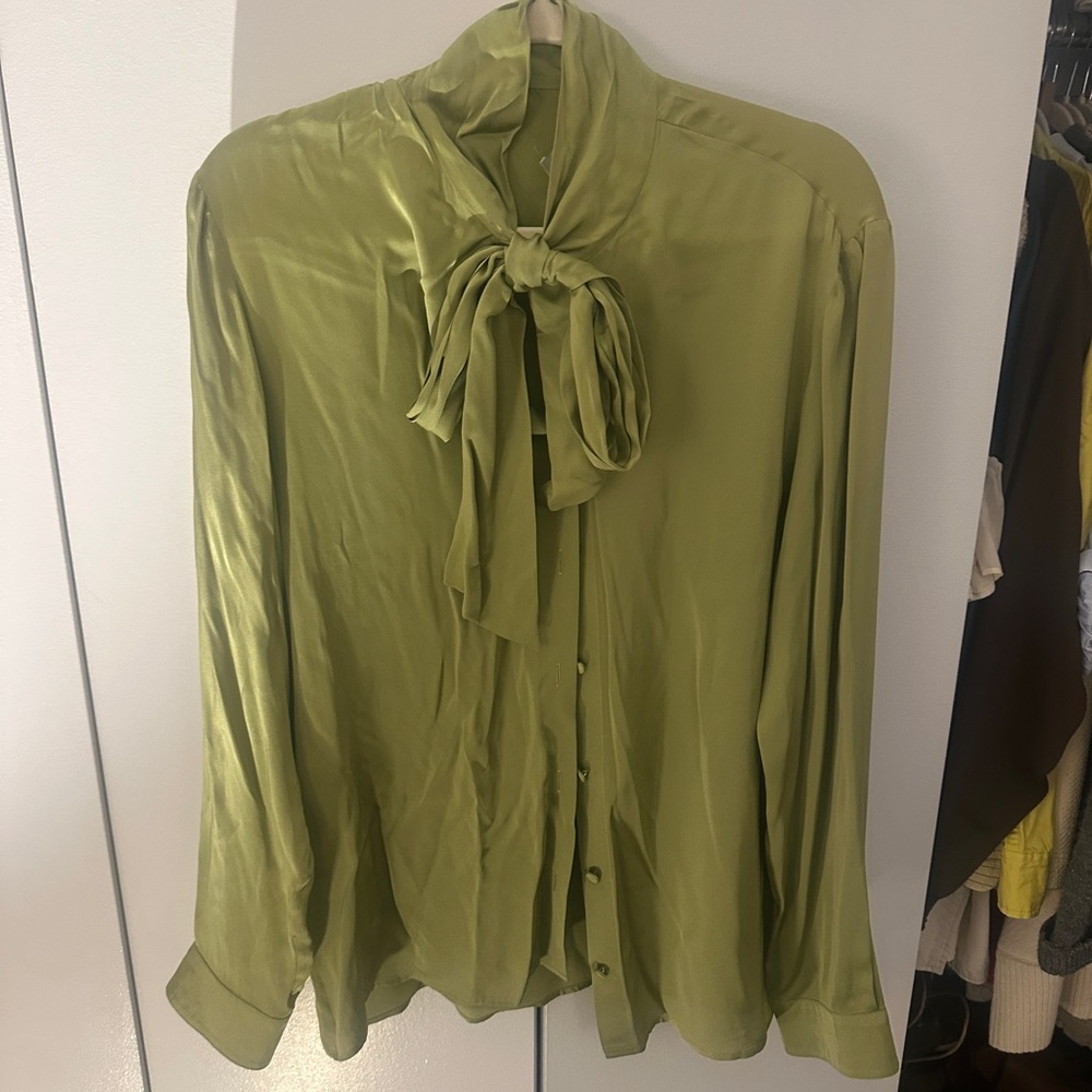 VINTAGE Gucci Olive Green Silk Tie-Neck Blouse